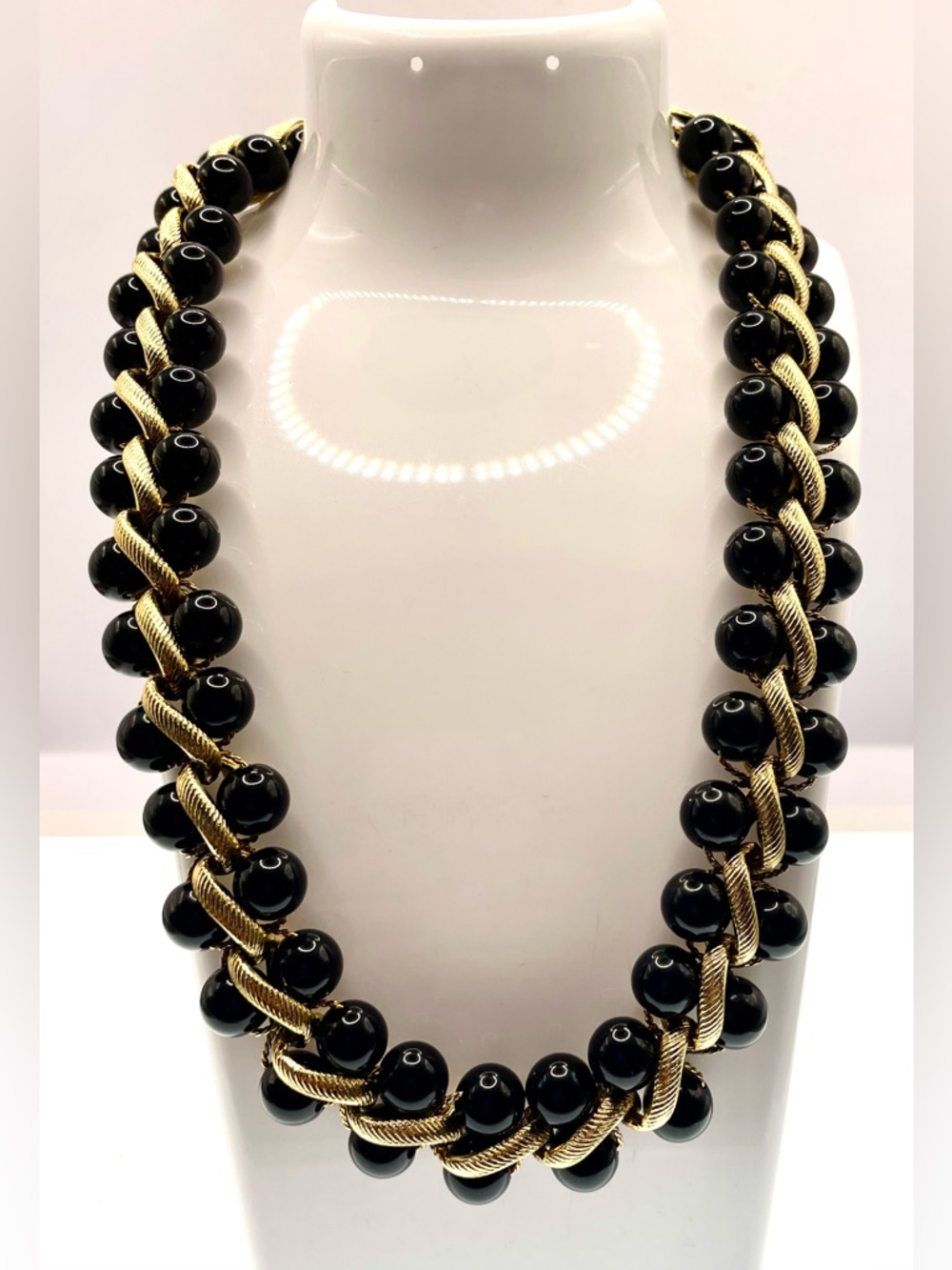Vintage Monet Black Bead Gold Tone Necklace Statement Chain Strung Signed 1980s - Picture 2 of 9